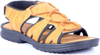 

2 Feets Relax Your Feets Men Beige Sandals