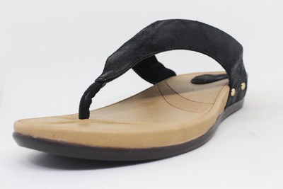 

Vstario Women Black Casual