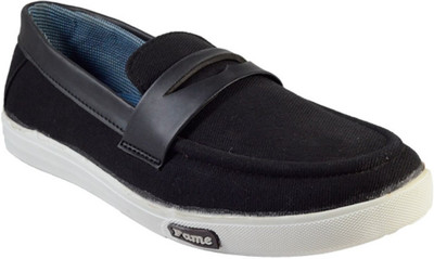 

MarcoUno BLACK CANVAS LOAFER Canvas Shoes For Men(Black