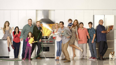 

Wall Poster TV Show Modern Family POSTER PRINT ON 13X19 INCHES 3D Poster(13 inch X 19 inch, Rolled)