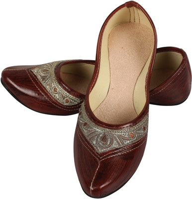DFR Ethnic Dark Brown Jutis For Women(Brown, Silver, 04 dark brown