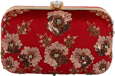 

Tooba Handicraft Party Red Clutch
