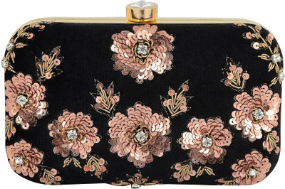 

Tooba Handicraft Party Black Clutch