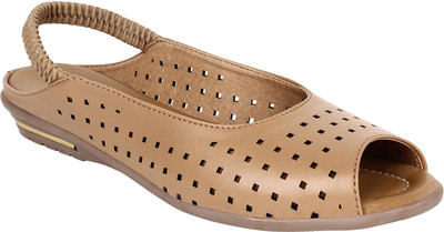 

Niremo Women Beige Flats