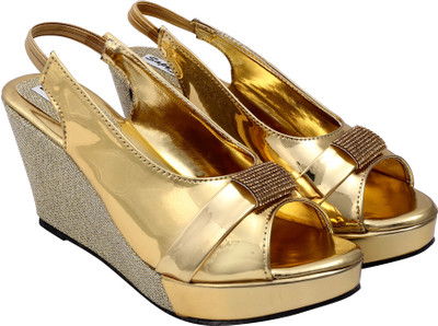 

Sapyork Women Gold2 Wedges