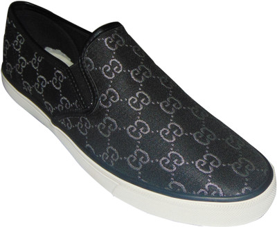 

G S Footwear Slip On Sneakers For Men(Black, Grey