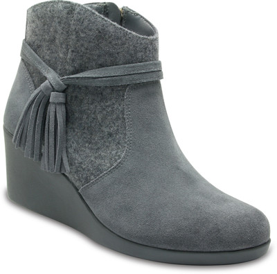 

Crocs Crocs Leigh Suede Mix Bootie W Boots For Women(Grey