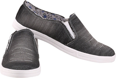 

Kaneggye Casuals For Men(Black, White