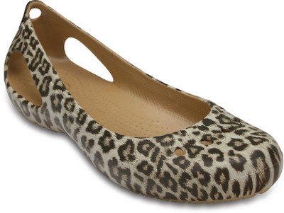 

Crocs Women Brown Bellies