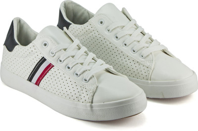 

DeVEE Injection Eva Perforated White - Black Sneakers For Men(White, Black
