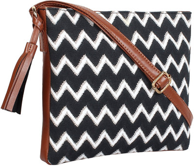 

Ayeshu Women Casual Black PU Sling Bag
