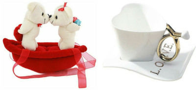 

Lata Set Of Love Cup & Kissing Couple On Boat - 25 cm(Multicolor)
