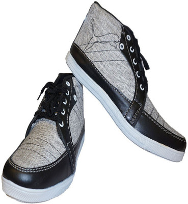 

Accurate Traders Boots For Men(Silver, Black