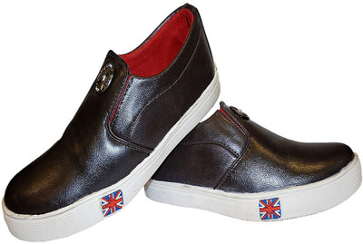 

Accurate Traders Slip On Sneakers For Men(Brown