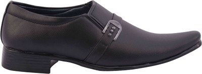 

Bog Chief Fancy, Stylish, Party Wear Formal Shoes Party Wear For Men(Black