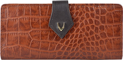 

Hidesign Women Casual Tan Genuine Leather Wallet(13 Card Slots)