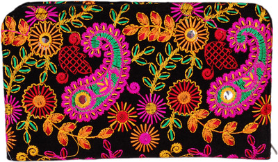 

3NG Party Multicolor Clutch