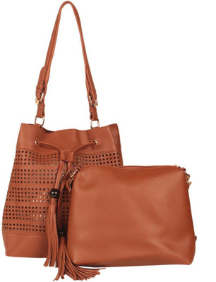 

TrendBerry Shoulder Bag(Tan)