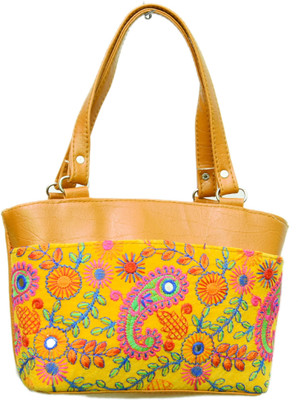 

Kalakriti Handicrafts Hand-held Bag(Yellow)