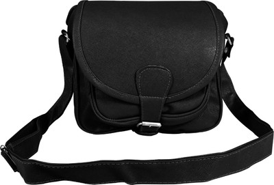 

Upshot Hand-held Bag(Black)