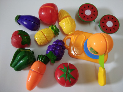 

Speoma 11 PCS FRUITS CUTTING ROLE PLAY TOY SET FOR KIDS