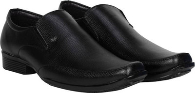 

Bombayland Stylish Look Slip On For Men(Black
