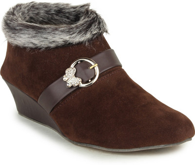 

Moonwalk Boots For Women(Brown