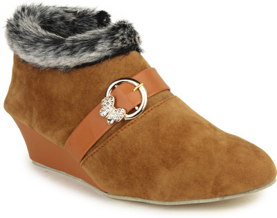 

Moonwalk Boots For Women(Tan, Beige