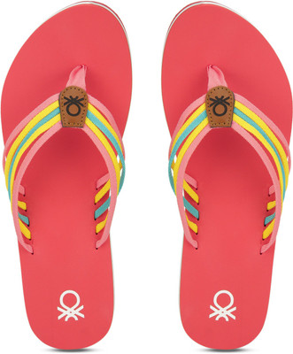 

United Colors of Benetton Flip Flops, 902