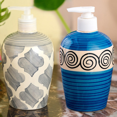 

Sforzi Ceramic soap dispenser set of 2 450 ml Lotion, Shampoo, Soap, Gel Dispenser(Multicolor)