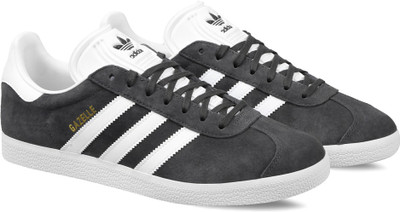 

ADIDAS ORIGINALS GAZELLE Sneakers For Men(Grey, White, Dgsogr/white/goldmt