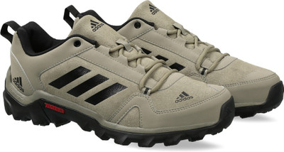 

ADIDAS RITOM RIGI Outdoor Shoes For Men(Black, Grey, Clay/cblack/clay