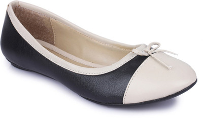 

Bruno Manetti BM-CAEWFF40007-White-Black Bellies For Women(Black