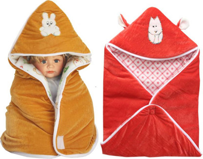 

Kidoyzz Cartoon  Swadding Baby Blanket(Polyester, Beige, Red