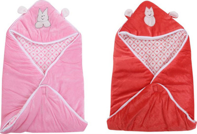 

Kidoyzz Cartoon  Swadding Baby Blanket(Polyester, Red, Pink, Pink;red