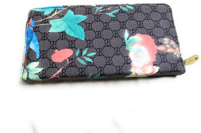 

Vallari Casual Grey Clutch