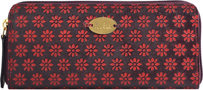 

Holii Casual Black Clutch
