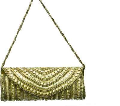 

Kalakriti handicrafts Casual Multicolor Clutch