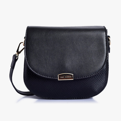 

Lino Perros Sling Bag(Black)