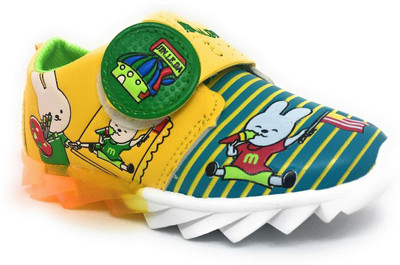 

TeeniTiny Boys & Girls Velcro Sneakers(Yellow