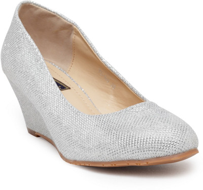 

Flat n Heels Women Silver Wedges
