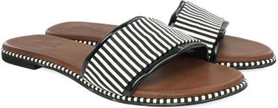 

Inc. Women BLACK Flats