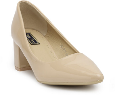 

Flat n Heels Women Beige Heels
