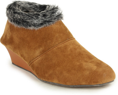 

Moonwalk Boots For Women(Tan, Beige
