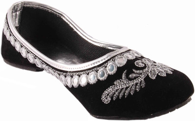 

Rangmor Jutis For Women(Black, Silver