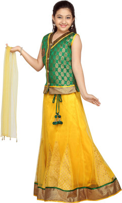

Aarika Girls Lehenga Choli Ethnic Wear Self Design Lehenga, Choli and Dupatta Set(Green, Pack of 1
