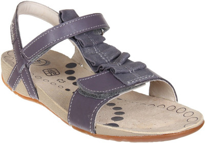 

Clarks Girls Velcro Flats(Grey, Pewter
