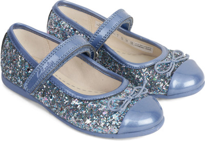 

Clarks Girls Slip on Espadrilles(Blue, Blue synthetic