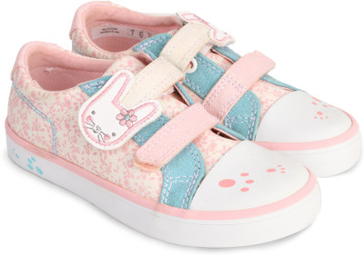 

Clarks Girls Strap Sneakers(White, Cotton