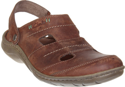 

Clarks Men Brown Casual